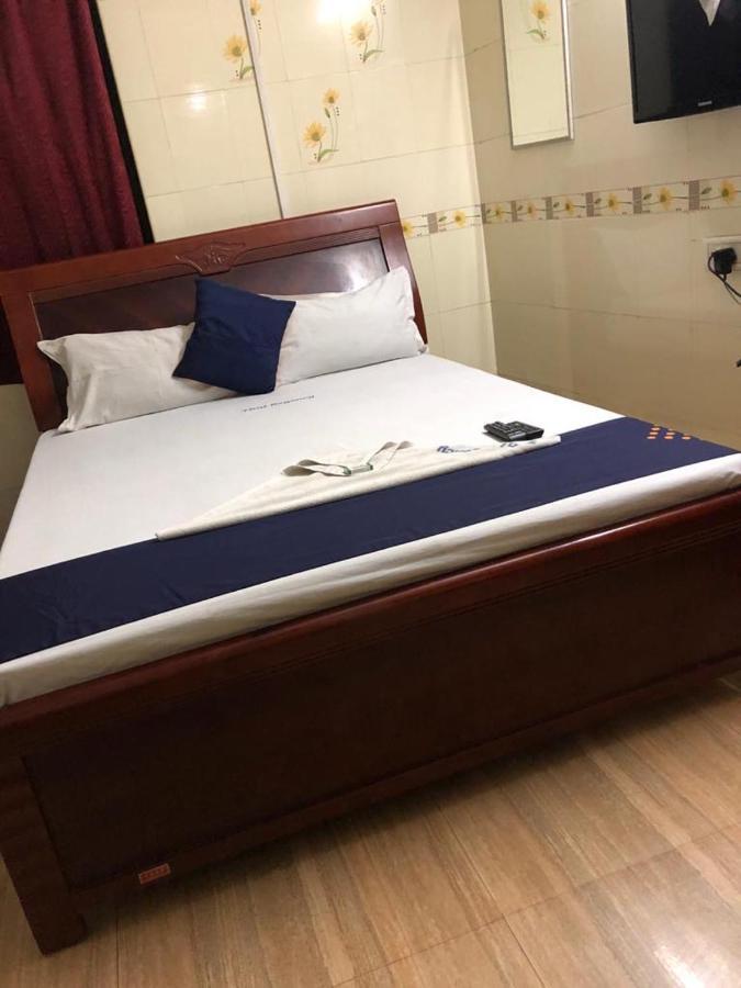 Senate Regency Hotel Csennai Kültér fotó